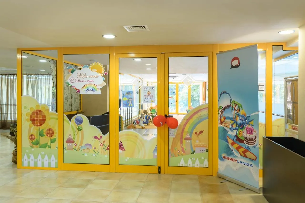 ****  Atlas Hotel Aranyhomok Bulgária